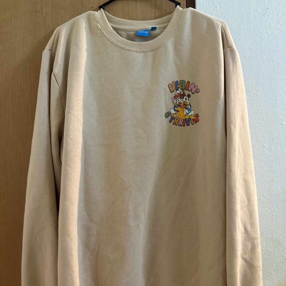 Vibrant Thrift Graphic Sweatshirt